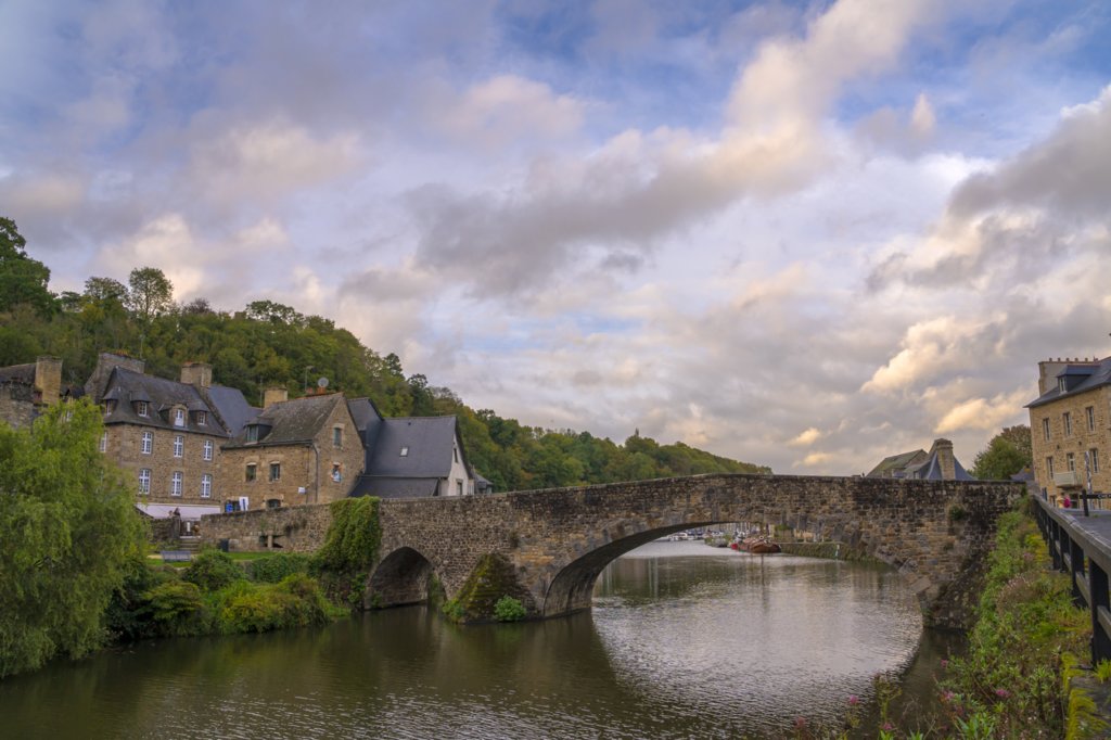 dinan.jpg